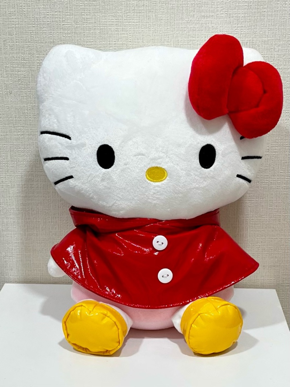 Sanrio Hello Kitty Red Raincoat 11” Rainy Days Plush Collectible Korea Exclusive